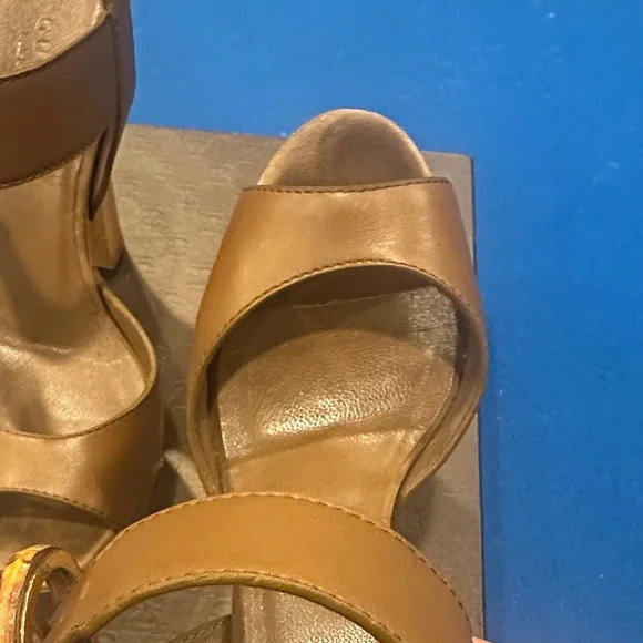 Gucci Brown Platform Heels - Picture 5 of 10